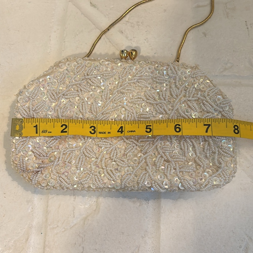 Vintage Beaded Snap Close Bag Made in Hong Kong with Original Box - Picture 8 of 9